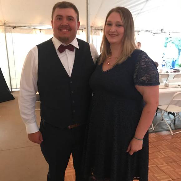 Meet your Posher, Lacey - Picture 1 of 1